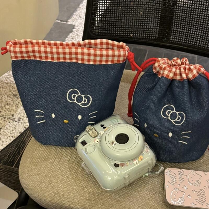 Sanrio Hello Kitty Portable Co - огляд і ціна Travel Accessories Set