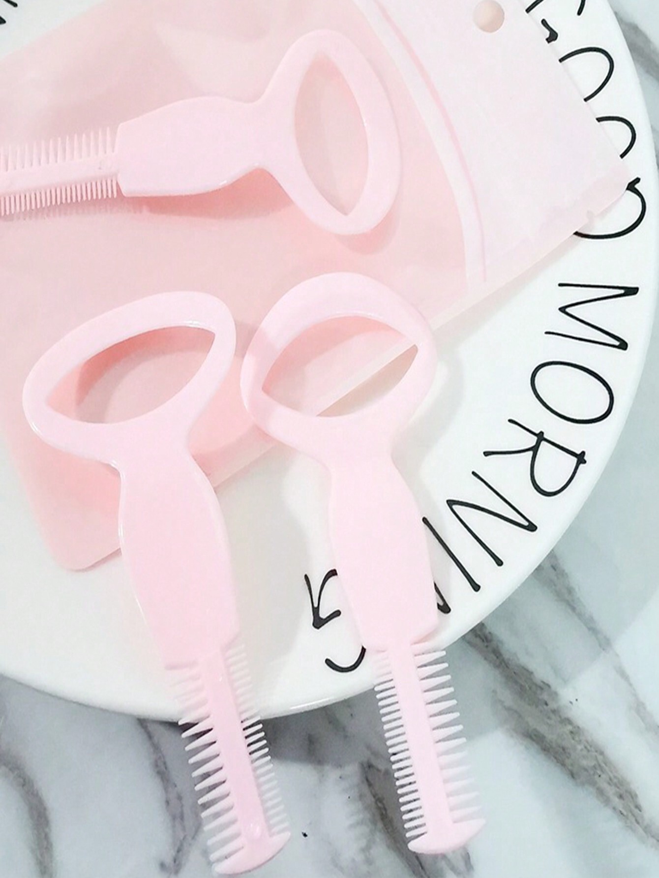 1Pc Professional Eyelash Shape - огляд і ціна Travel Accessories Gifts For Women