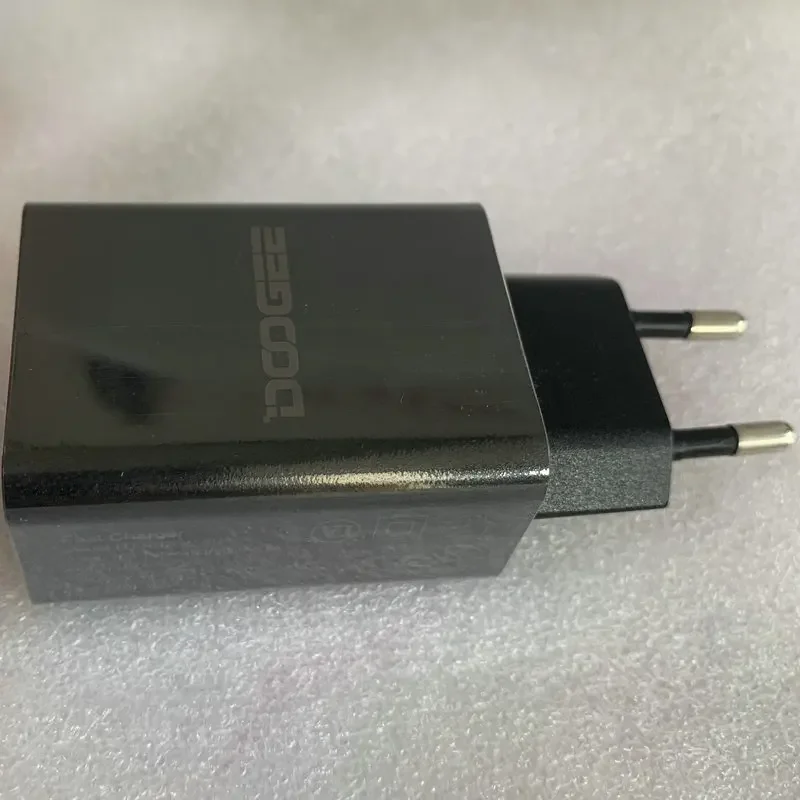 Power Adapter for Doogee V20 P - огляд і ціна Travel Accessories Inc